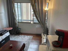 Studio à Paris 20eme